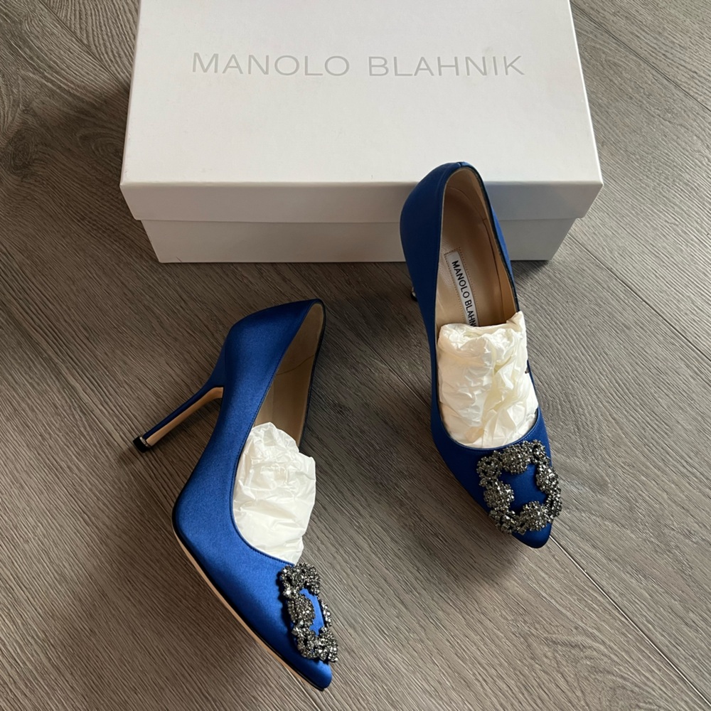 Manolo Blahnik Hangisi Pumps